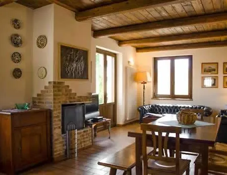 Villa Mulberry Torrone Serrabassa